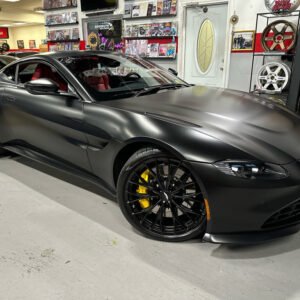 2022 Aston Martin Vantage Coupe 2D